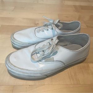 Size 6 Vans women’s white leather
